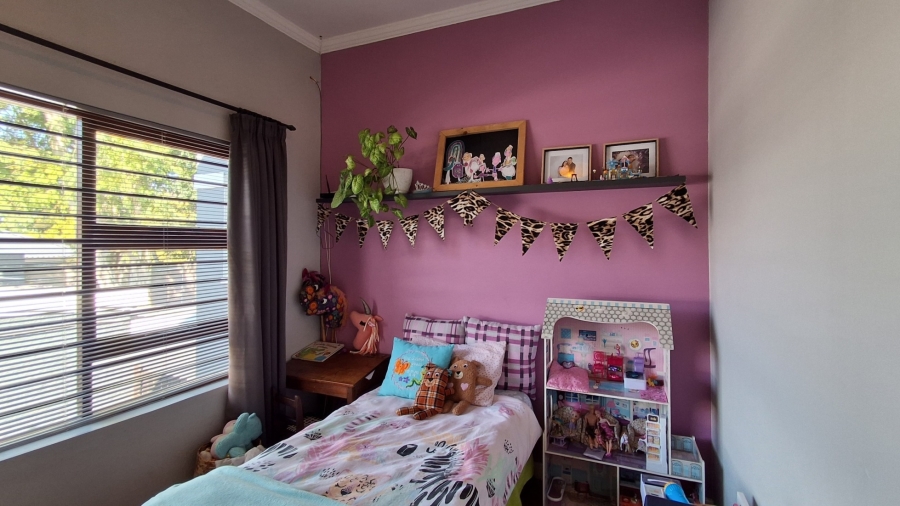 6 Bedroom Property for Sale in Vincent Eastern Cape
